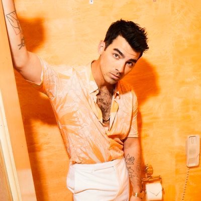 joejwnas's tweet photo. the power this holds https://t.co/RIOaCm7a8g