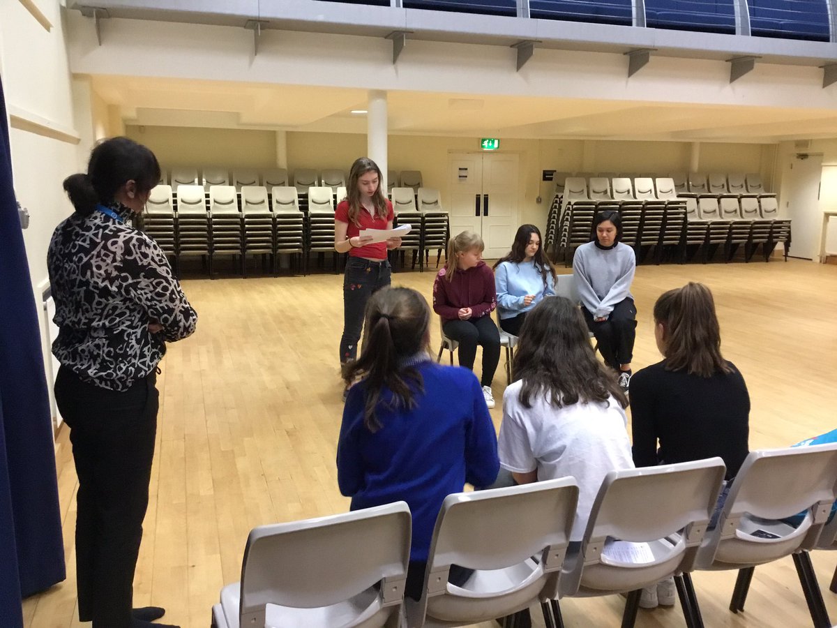 Tormead_Drama's tweet photo. Fantastic Upper School Drama Beacon Challenge on ‘Developing a Character’, led by Samantha Swanborough today. It was lovely to see Drama stalwarts mixed with less regular performers working on scenes together and all gaining skills in presenting to an audience. @DramaBeacon https://t.co/YMsqHUWKUq