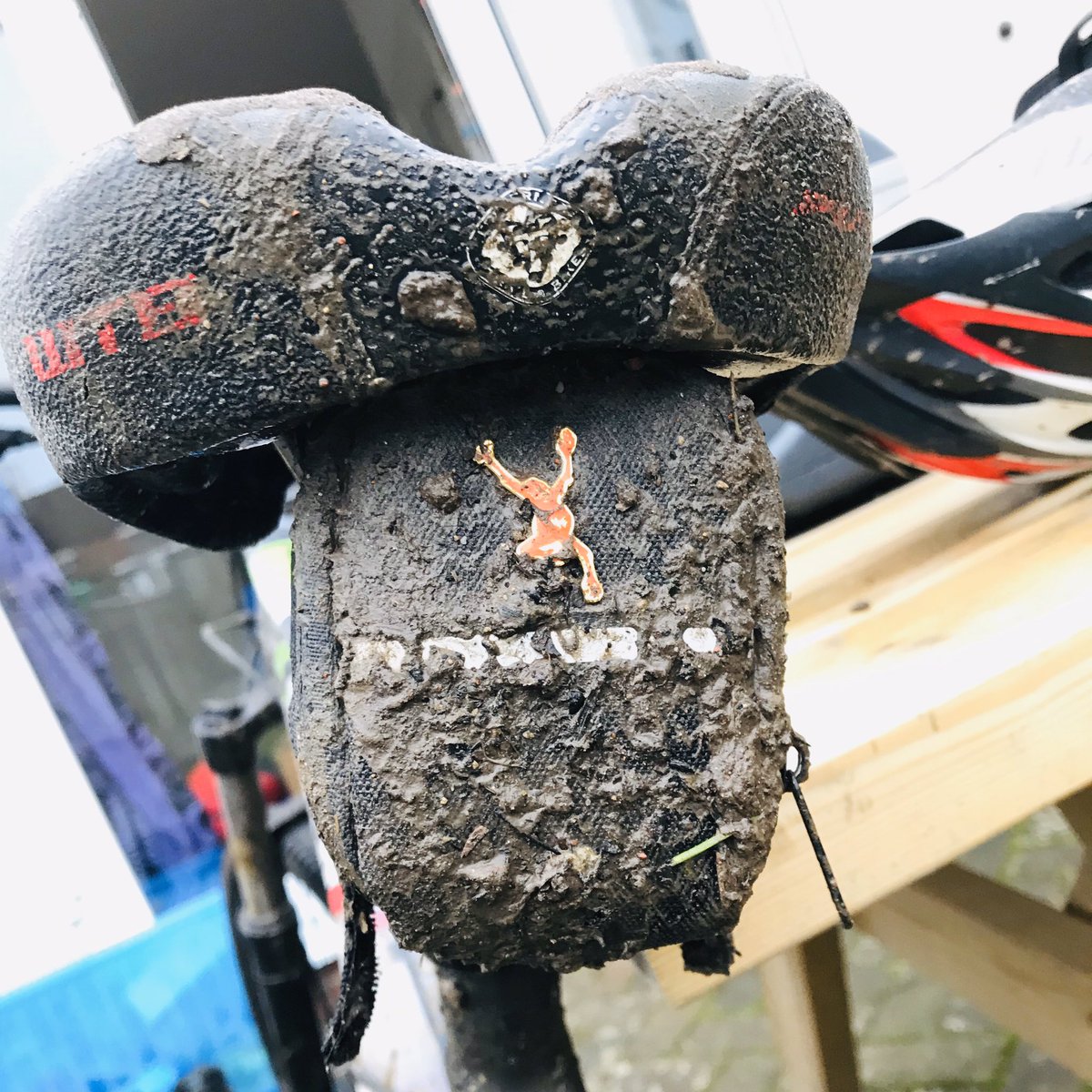 Wills7300Miles's tweet image. Hopefully this is not a sign of thing to come for Borneo’s #orangutan population #notrees #justmud - so I’m trying to help them by protecting their #habitat with @OrangutanFndn  

#Wills7300Miles #Save1000Acres