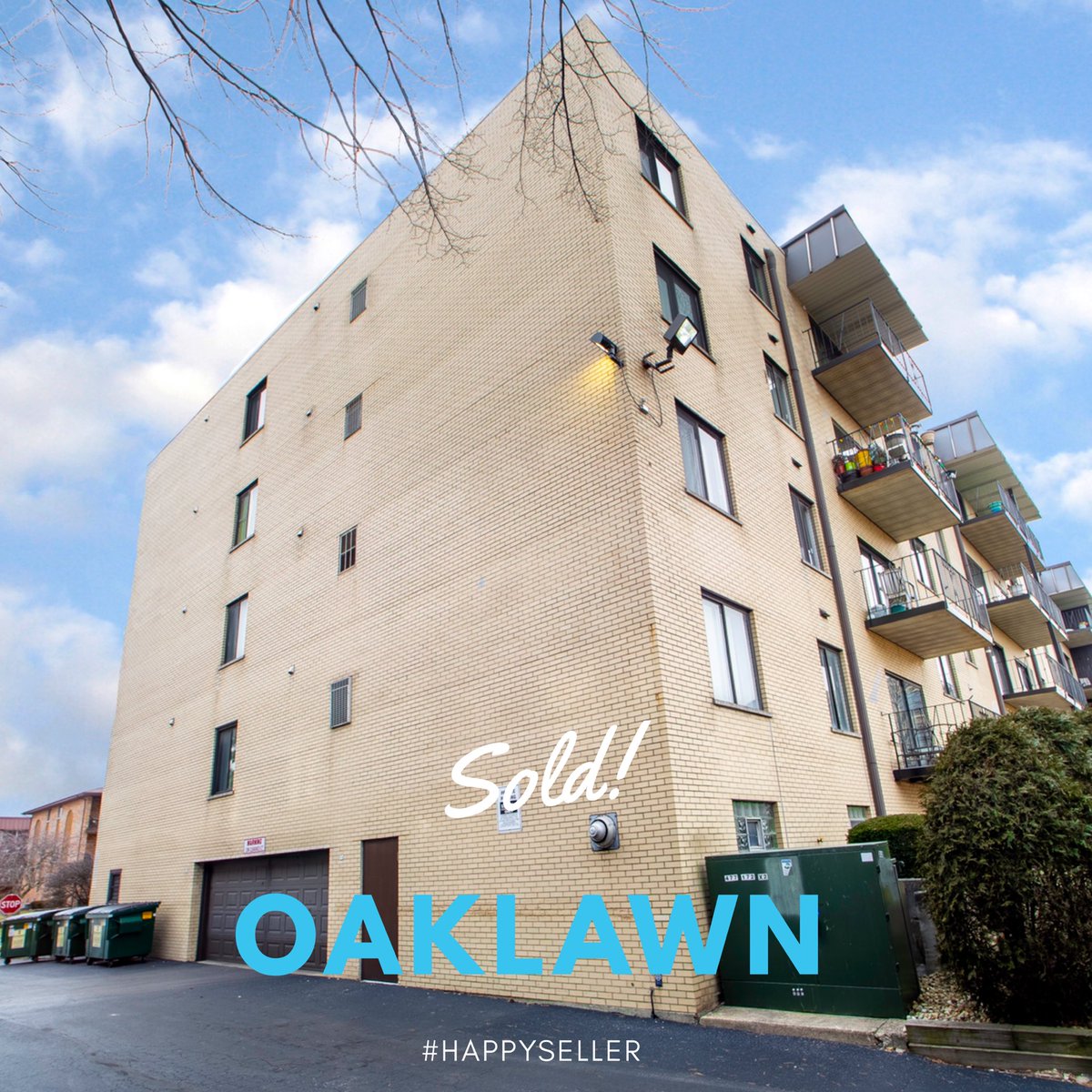 thejanrealty's tweet photo. This one was a special one for Ms. Dawna and family. I am glad we came along for the ride. Congratulations  to one of the sweetest gals in #oaklawn #sold #latepost #listingagent #remax #chicago #realestate #condo https://t.co/Tl7fbp9SMC