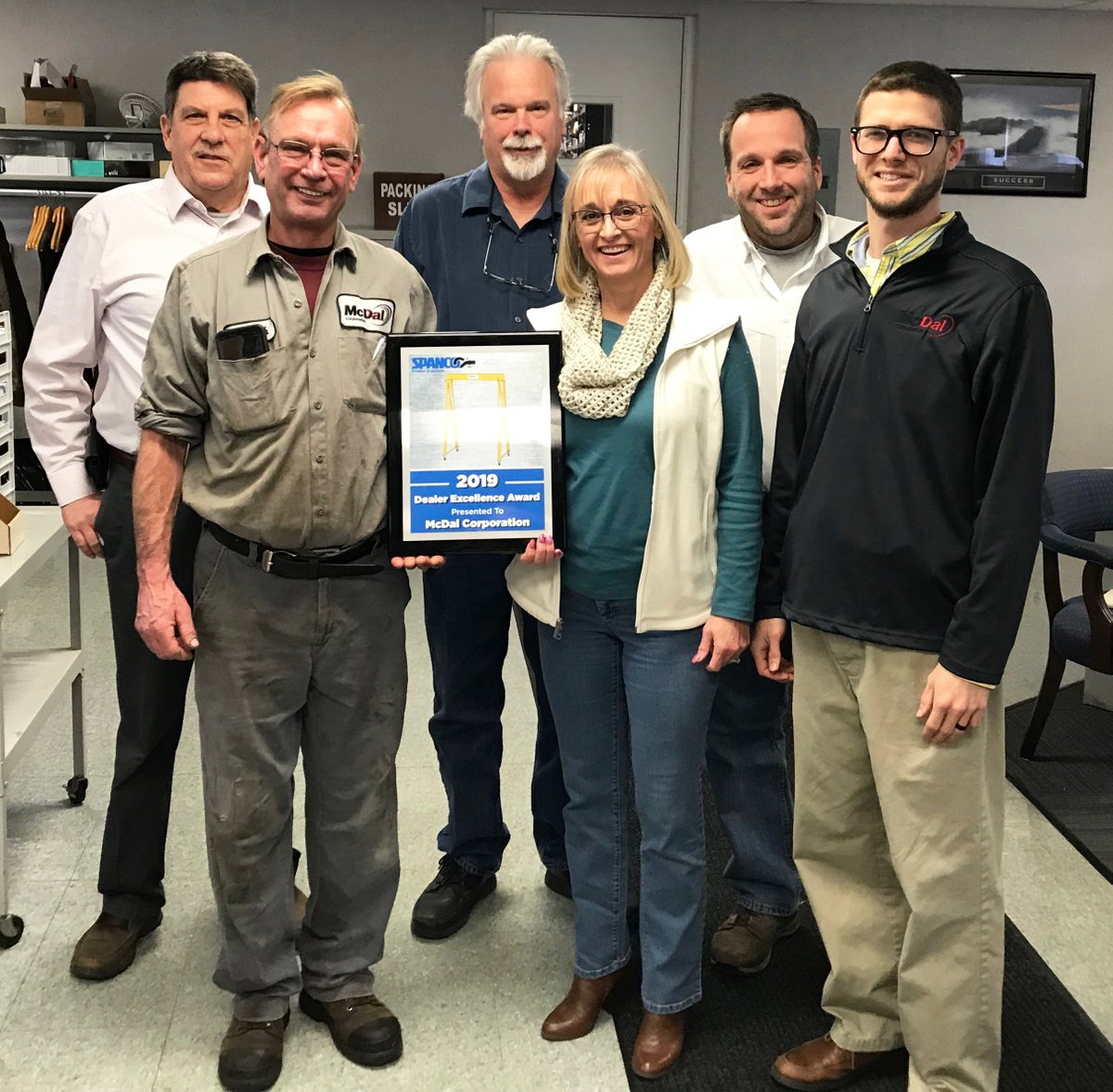 Spanco_Cranes's tweet photo. Today we presented McDal Corporation with their 2019 Dealer Excellence award. Thank you for another great year! #promisetoperform https://t.co/4TvwwOqGRj