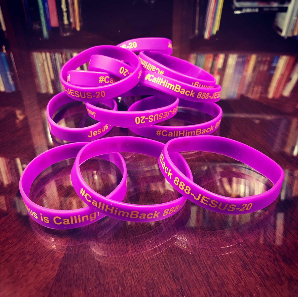 DrTPJohnston's tweet photo. “Jesus is calling
#CallHimBack 
888-JESUS-20”

#Praying that these wristbands are received by #ReceptiveHearts during our evangelism trip to #NOLA for #MardiGras @MBTS @SpurgeonColl https://t.co/pGwuxXIVw7