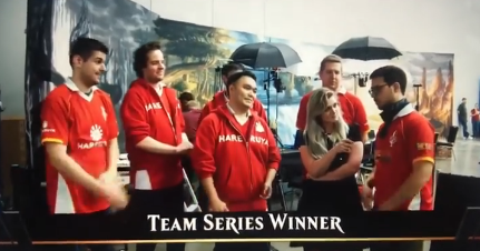 urlichmtg's tweet image. To celebrate our win in the team series finals, I'll run another 10000 gems GIVEAWAY! I'll pick one random person who  follows me and re-tweeted this tweet. The winner will receive a code for 10k gems on @MTG_Arena! Cheers @hareruya_mtg, the best sponsor ever! #MTGAustin