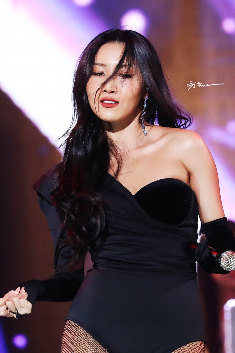 hqhwasa's tweet photo. 200108 https://t.co/fMcBfCRGHt