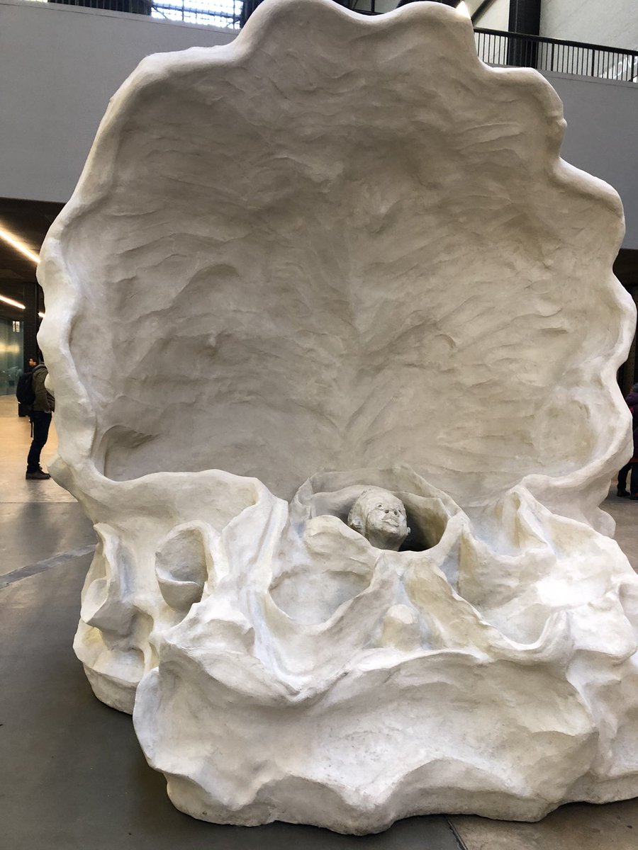 StudioSeeds's tweet photo. #FonsAmericanus #Sculptor @Kara_Walker_Official Dedicated to the victims of trans-Atlantic slavery @Tate #TateModern #London #UK #MarbleSculpture 
.
.
#StudioSeeds  #Exploring #Inspiration  #Creativity 
Photos: #SuzeBienaimee https://t.co/U8AxIUDH3l