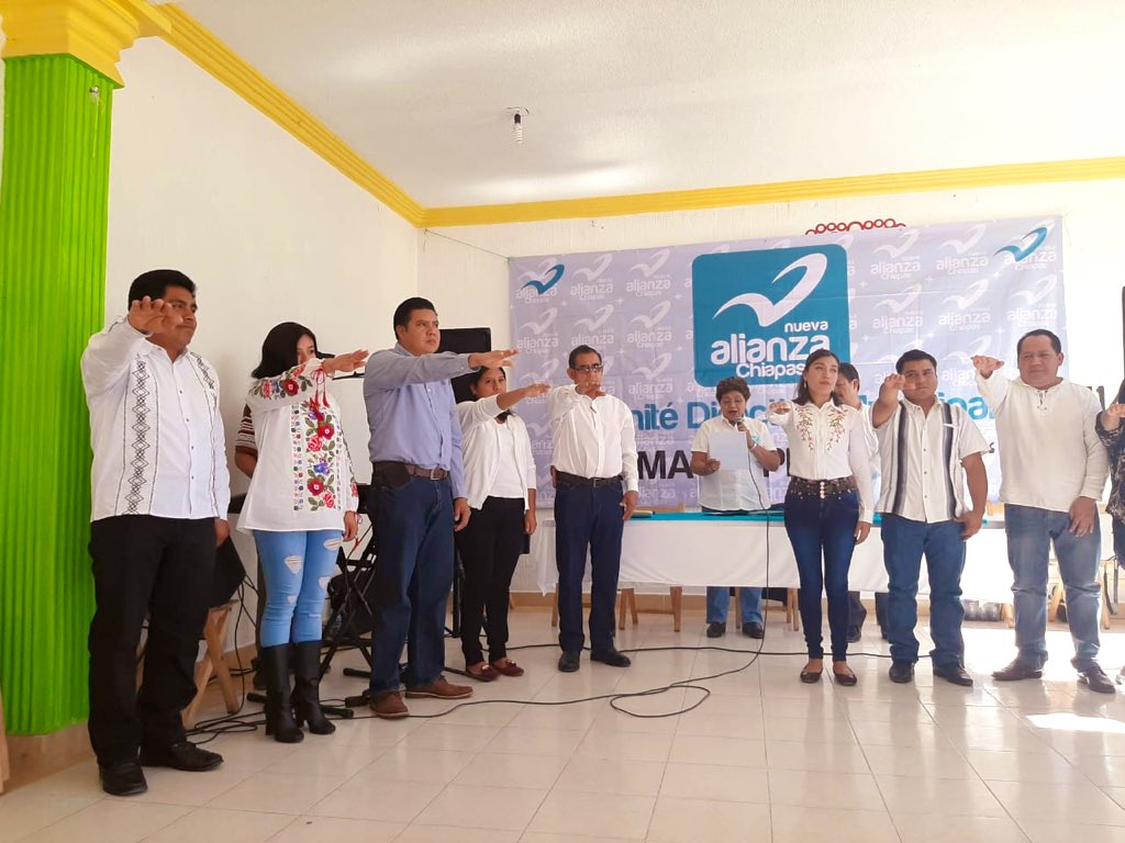 NA_Chiapas's tweet photo. En Las Margaritas y Las Rosas, la Presidenta de CDE de NA Chiapas, Sonia Rincon Chanona, toma protesta a los Comités Municipales, destacando el compromiso y liderazgo de Caralampio Cruz Coello y Abelardo Pérez Hernández, respectivamente. https://t.co/wsbkrkl4OI