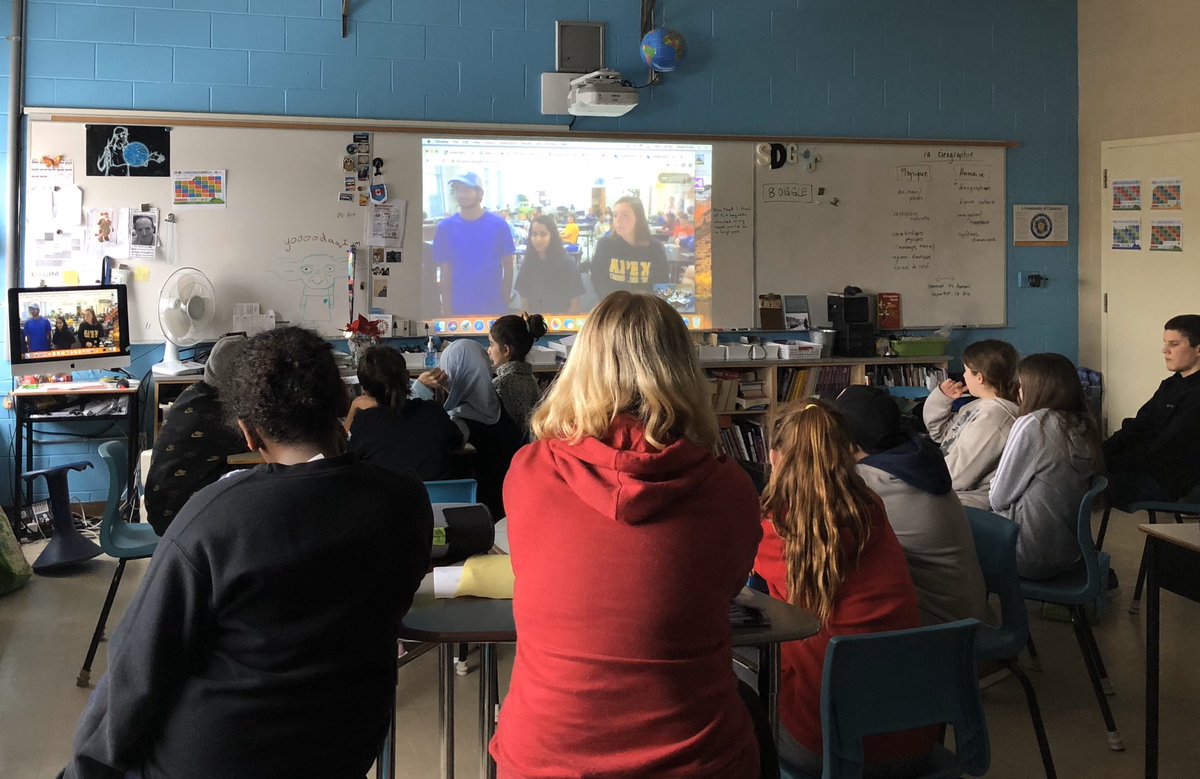 allison_fuisz's tweet photo. Merci à @spunkytrekker & her Ss of @ApexHigh_CTE / @ApexHighSchool for sharing their inspirational projects. Ss of #EMF8B were truly excited by all they learned & ready to further dig into their #personalizedprojects. Thanks @LindbladExp / @NatGeoEducation for connecting us :). https://t.co/qJP86hLx1U