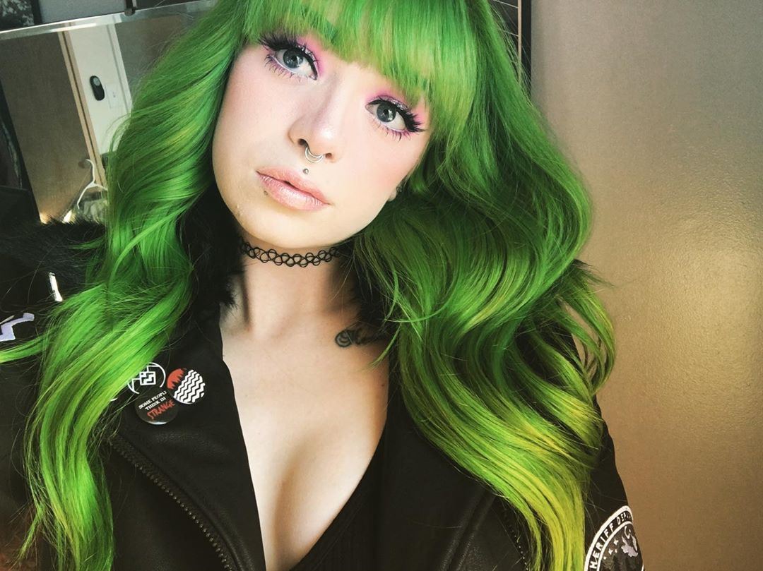 Iris Green - Green Hair Dye