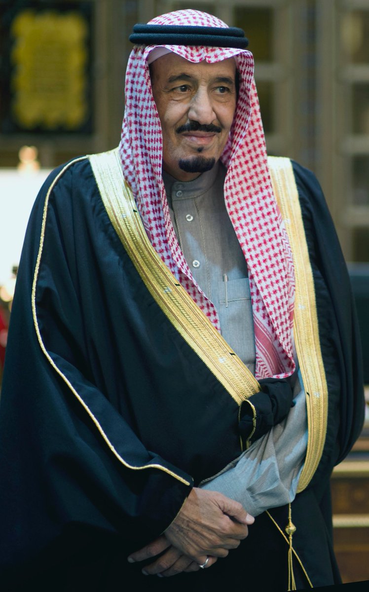 Smmmmmm8686's tweet photo. مهابٌ في الأنامِ طويلُ قامه
 قديمُ قديمُ عهدٍ باستقامه

لهُ من كلِّ مكرمةٍ عُلاها
لهُ المجدُ التليدُ لهُ الزَّعامه https://t.co/sWHw4NUfV2