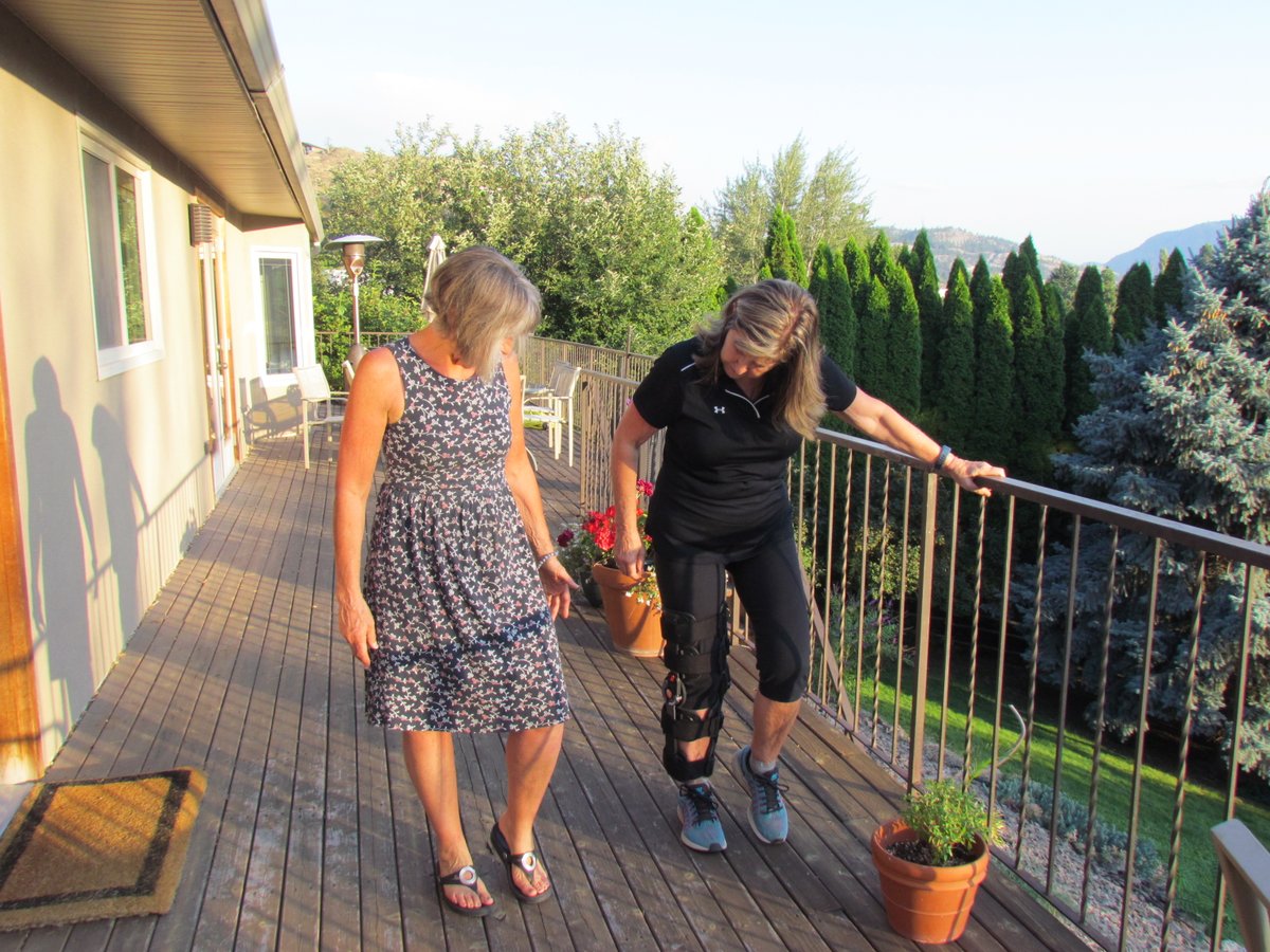 physio_mobile's tweet image. Nowadays it is not uncommon to be at an exercise class, on the chair lift at a ski hill or talking to someone at work and they mention having had a joint (or two) replaced. 
Here are a few things that are helpful to know&amp;gt;&amp;gt;&amp;gt; mobilephysiotherapysolutions.com/mobile-physio-… #physio #physiotherapy #Okanagan