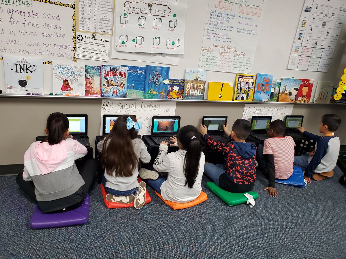 MrsFlegeance's tweet image. Students in @T_English3 3rd grade class are highly engaged in @EducationGalaxy #makinglearningmagical @MRobinsonElem