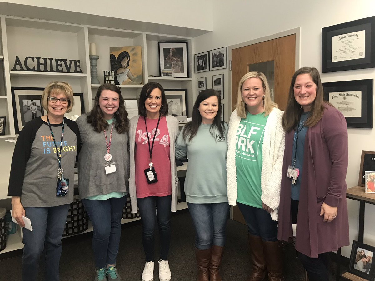 Excited for the next group of teachers that get to go to <a href="/ronclarkacademy/">Ron Clark Academy</a>! What a great Monday surprise! 🙌🥳 <a href="/sandersonclass1/">Mrs. Sanderson</a> <a href="/MrsCraigsClass/">Mcraig2nd</a> <a href="/Isaminger1sties/">Mary King Isaminger</a> #thebluffparkelementary #RCAinspired