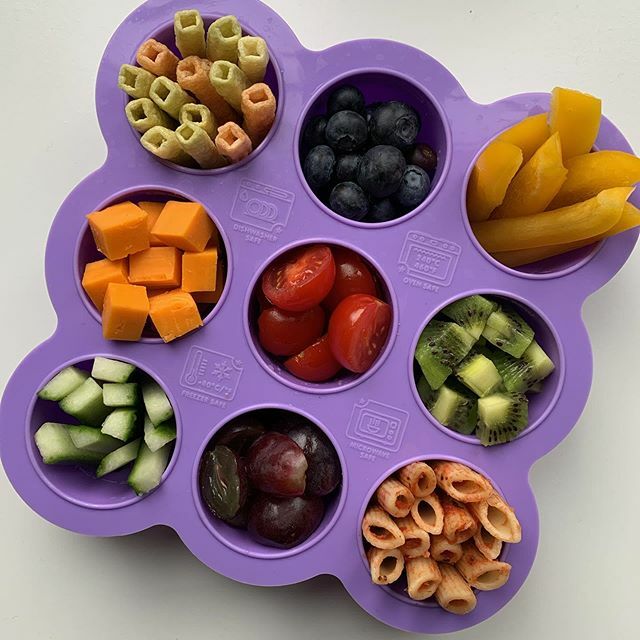 Sharing tray to the rescue for today’s play date 🙌 I always find having an option like this a lifesaver when it comes to feeding kids, especially when your feeding someone else’s child and you don’t know their likes and dislikes 🌈⁣
⁣
So not only is t… ift.tt/2tVsbsy