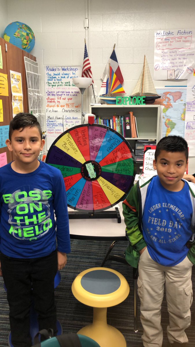Valles_Stars's tweet photo. My amazing students are working so hard completing segments and Read 180 books. @CFISDELs @CFISDLieder https://t.co/amjRy8lVTl