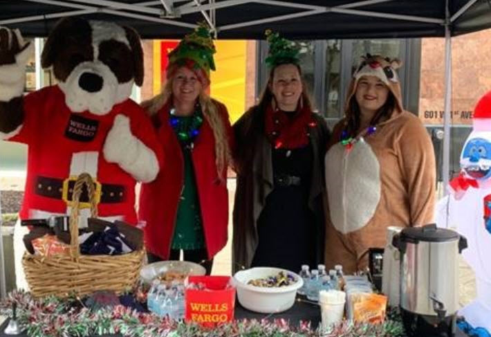 JulieFogerson's tweet photo. #WellsFargo #WFvolunteers in N. Idaho & E. Washington giving time to @SalvationArmyUS over the holidays+ #RedKettleReason https://t.co/XvzP6rlVS5