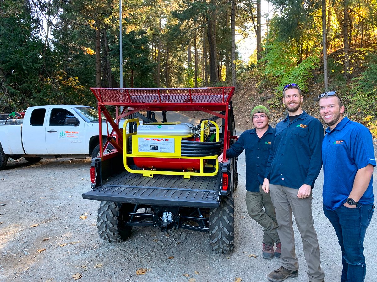 TriMaxCAFS's tweet image. Tri-Max™ Fire Suppression Technologies
trimax.us 530-722-0272
Markit! Forest Management takes delivery of their new TRIMAX 30 Skid units. 30gl of water makes 600 gallons of foam. Be prepared. Call Us.
#firesuppression #fireseason #wildfire #firefighting #cafs