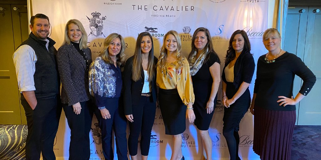 MarriottVB's tweet photo. 2020 ushers in the most exciting year for our Sales Team at the Marriott Virginia Beach Oceanfront. They've been working hard all year long and canโt wait for you to see this beautiful new hotel for yourself! #marriottvb #goldkeyphr #joinus #sales #resort https://t.co/sM1mvJpl6T
