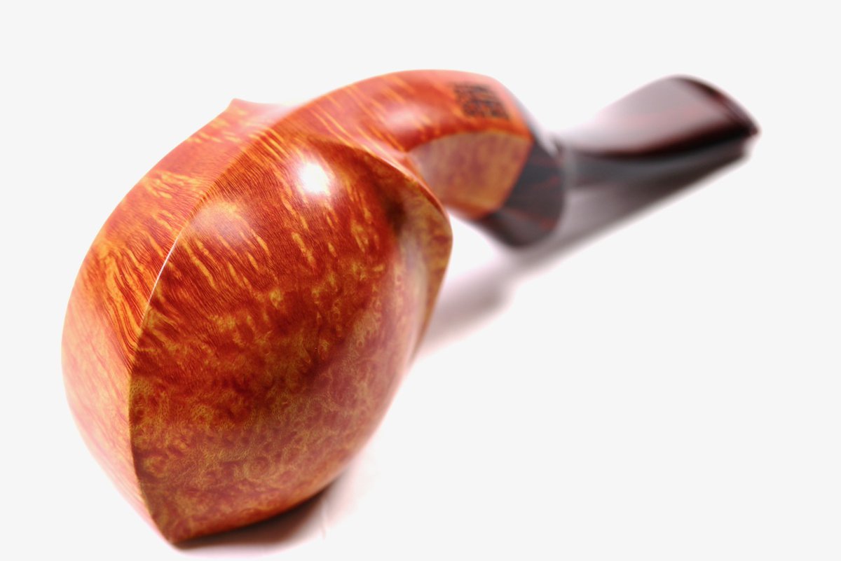 NEW : Kim Jong Wook’s SHORT BLOW FISH
tobaccopipesjapan.com
A familiar shape using exceptional briar from Kim Jong Wook.
International Shipping is FREE ! !