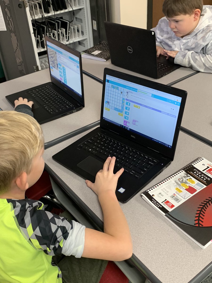 JennyEdrington's tweet image. #hourofcode #ProsperCodes #LeadthewayLF #room300FUN