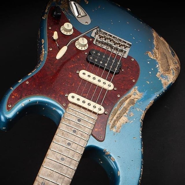 WorldGuitars's tweet photo. We have a great collection of luxxtoneguitars in stock! The build quality is astonishing on these. Masterbuilt construction and tone for days!
.
.
.
.
.
#guitars #guitar #guitarist #music #guitarplayer #guitarporn #rock #musician #guitarra #guitarsdaily #guitarsolo #guitarsofins https://t.co/uTogxvE0BT
