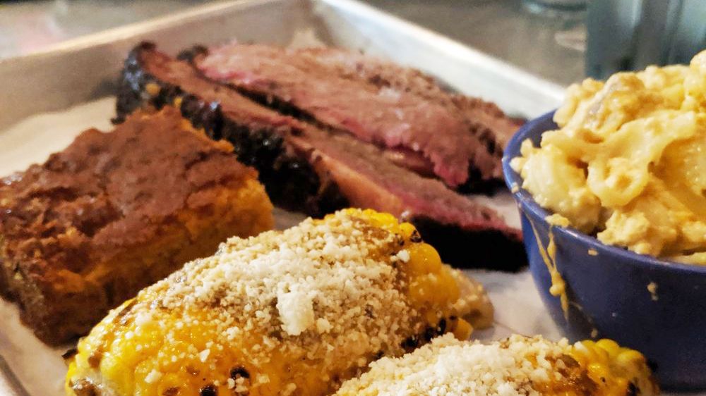 Black Angus beef, pepper-crusted, slow-smoked for 14 hours, hand-carved and served with your choice of 2 #fixins and housemade #cornbread. Beat that! 

#brisket #slicedbrisket #babybluesbbq #barbecue #platters #grillmaster #bbq #macncheese #bluesonthecob #cornonthecob