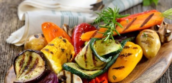 twistedpepperco's tweet photo. How do you get the family to eat more veggies? Easy...just use our Tuscan Roasted Garlic Seasoning and either roast them or fire up the grill.
#soup #soupmix #dip #dipmix #barbecue #rub #wichita #kansas #fishrub #football #food #chili #veggies #meatloaf #veggiemix #eatyourveggies https://t.co/GpQDxfCi6W