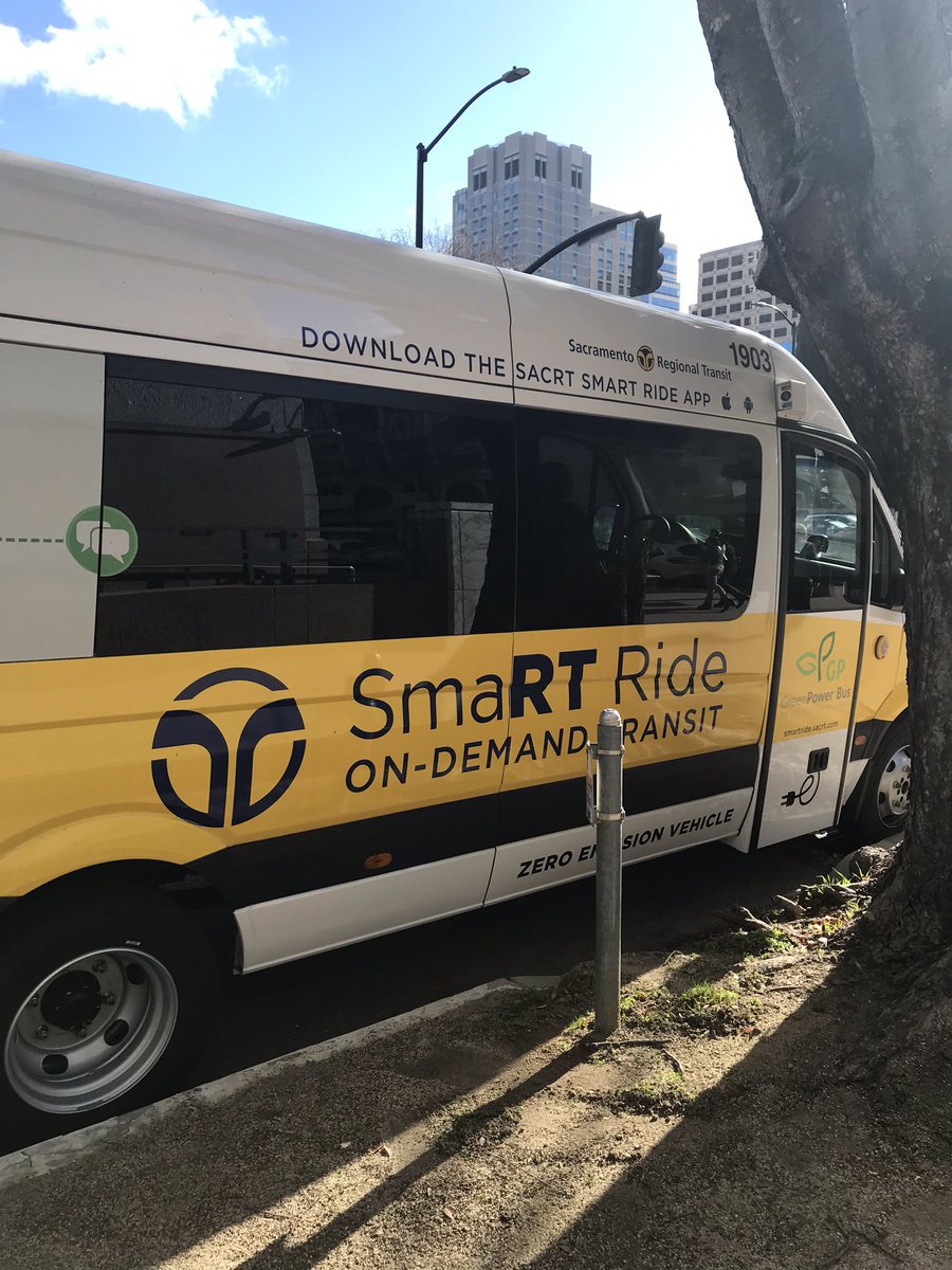 aberr's tweet photo. #TranspoNerd alert! I just saw the @RideSacRT #smaRTRide on-demand transit bus. It's also zero emission!! I feel like a fan girl! #ZEV #DriveClean #KickingGas https://t.co/1YDeZ0CyNS