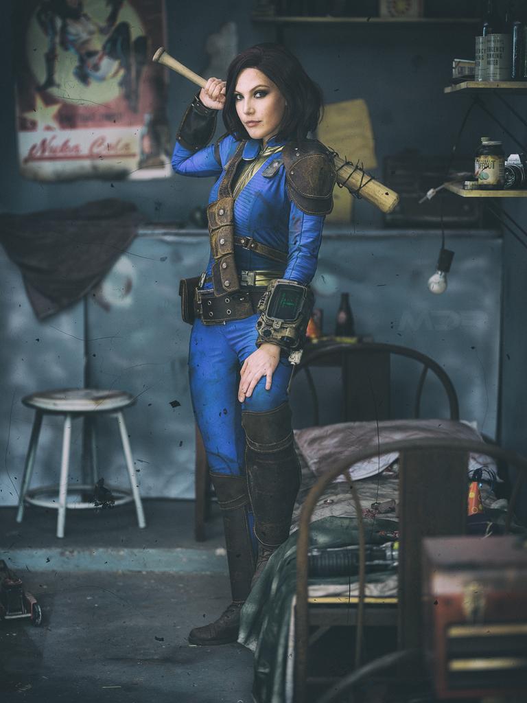 ViverraCosplay's tweet photo. My Fallout costume will always be one of my favorite costumes I've made! All the armor is real leather painfully handstitched together!
Thanks to RxR Props for letting me use their awesome Fallout garage!
📷 by @mdrfoto 
#fallout #Fallout76 #Fallout4 #falloutcosplay #Bethesda https://t.co/bvBiZkUk7m