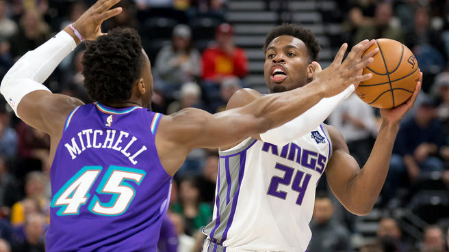 KSLSportsZone's tweet photo. It's Game Day! Don't miss tonight's @utahjazz vs Sacramento Kings action, exclusively on The Zone:

📻6 PM: Pre-Game Show with @JakeScottZone

📻7 PM: Play-by-Play with @Lockedonsports &amp; @1041straight

📻Post-Game Show following the game

#TakeNote #HomeoftheJazz #UtahJazz https://t.co/nrbGepFAVk