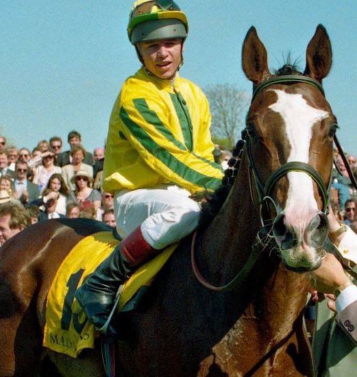 Racing_Tales's tweet photo. 2,000 Guineas winner Mister Baileys and Jason Weaver - 1994 https://t.co/g9uGeQN6Uu