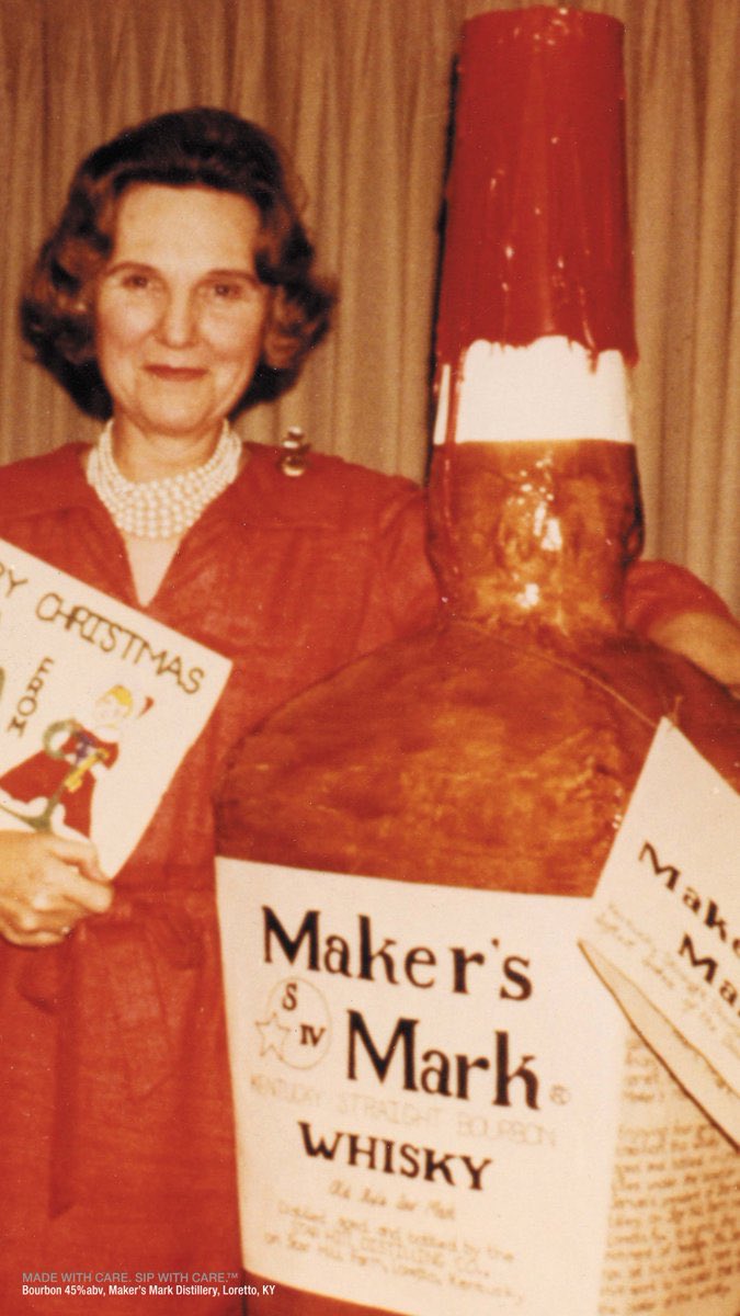 PeggyNoeStevens's tweet image. #DidYouKnow: The shape of the @MakersMark bottle, look of the label, signature red wax topper and even the name itself are all thanks to Margie Samuels?