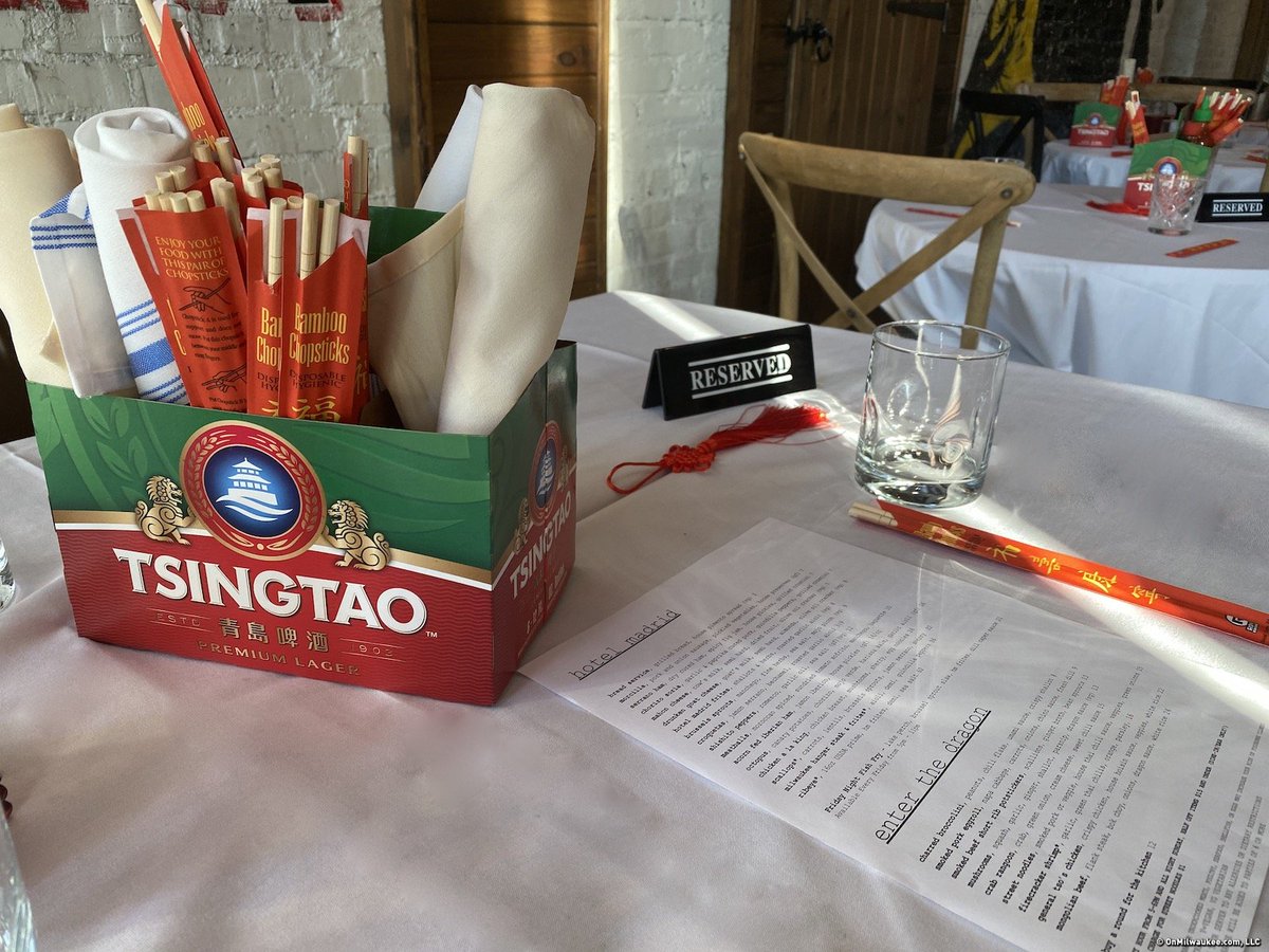 Take a look! Bruce Lee "Enter the Dragon" takeover at Hotel Madrid incorporates art, food, cocktails and film #BruceLee #EntertheDragon dlvr.it/RMzK5m