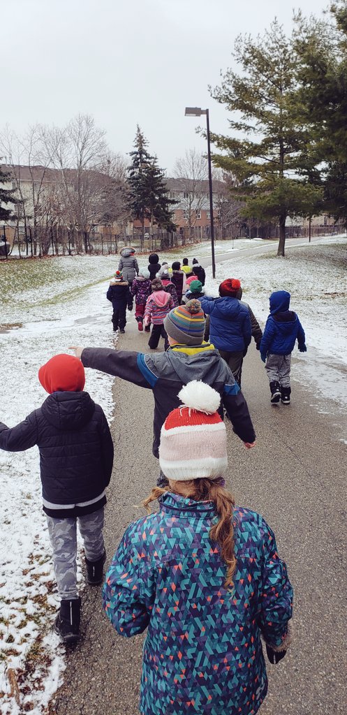 MrsInsanic's tweet image. Today we went for a 1 kilometre walk. #measurement #realmath @StMargaretDP @DP_math