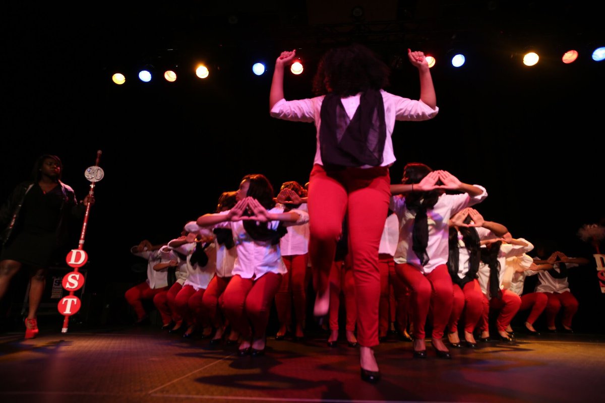 JaylaWhitfield's tweet image. 107 years of scholarship, sisterhood, and service. I’m so thankful for the 22 that created this lifetime bond. Happy Founders Day sorors!❤️ #AOML #LambdaSigma