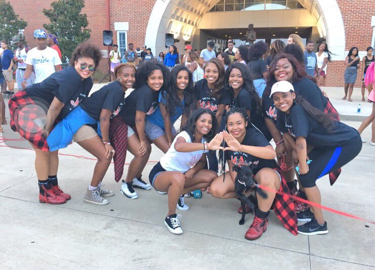 JaylaWhitfield's tweet image. 107 years of scholarship, sisterhood, and service. I’m so thankful for the 22 that created this lifetime bond. Happy Founders Day sorors!❤️ #AOML #LambdaSigma