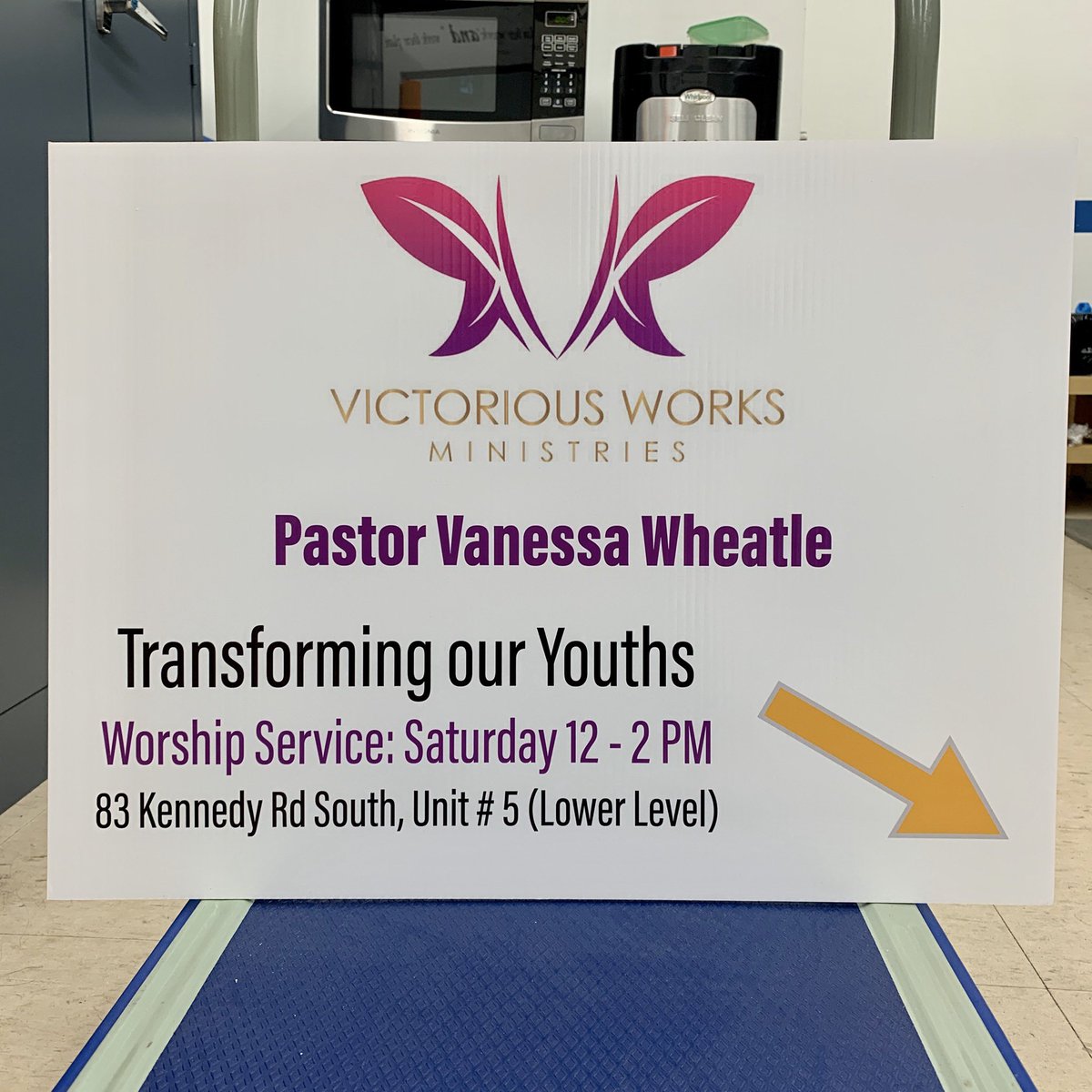 FASTSIGNS2137's tweet image. Need #coroplastsigns for #branding #information and #directional purpose? We did these #beautiful #doublesided #coroplast #signs. Call #yourbrandcentralstation #fastsignsofetobicoke for #branding #marketing or #corporateidentity needs. #2137eliteteam #fastsigns2137 #etobicoke