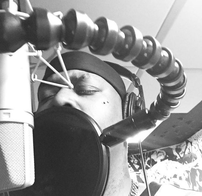 Currently writing...𝓶𝓸𝓷𝓮𝔂𝓹𝓸𝔀𝓮𝓻✍🏽 https://t.co/vdP8pwKzNN<a href="/tag/love"class="tags"><span>#love</span></a><a href="/tag/booty"class="tags"><span>#booty</span></a><a href="/tag/hiphop"class="tags"><span>#hiphop</span></a><a href="/tag/pocahontas"class="tags"><span>#pocahontas</span></a><a href="/tag/strippers"class="tags"><span>#strippers</span></a><a href="/tag/rnbmusic"class="tags"><span>#rnbmusic</span></a>