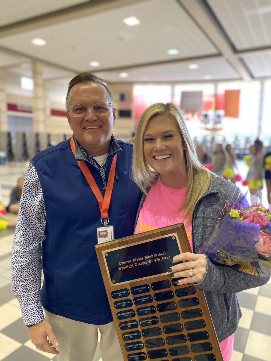 CyWoods212's tweet photo. Congratulations to Mrs. Lauren Gregory, our campus Teacher of the Year!  Mrs. Gregory is our Drill/Dance instructor and leads our Crimson Cadettes!  #cywoods212
@cw_cadettes 🔥🔥🔥 https://t.co/xNmpUSGIrw