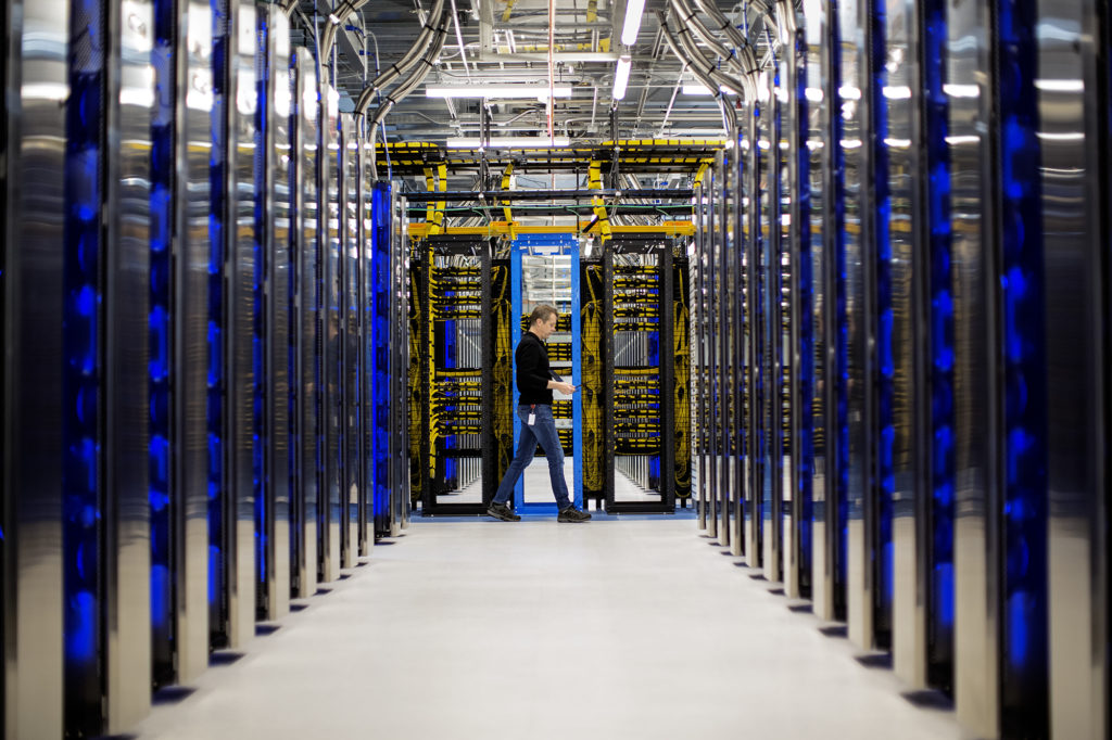 adoxio's tweet photo. #Microsoft Makes Significant Investments in Canadian #Cloud to Fuel #Innovation in #Canada https://t.co/Qz9jwslXBx https://t.co/9TGkshH9Rn
