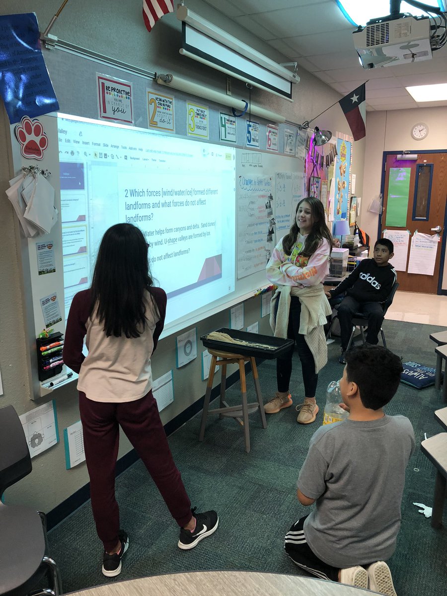 Mrs Castleberry tweet media