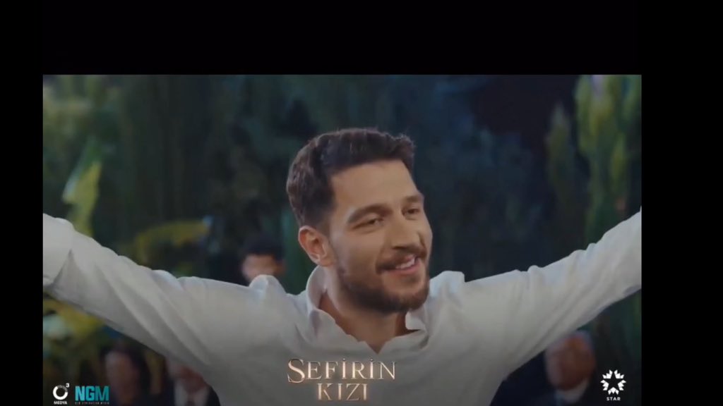 __MaRaL___'s tweet photo. #UrazKaygılaroğlu #SefirinKızı #inanmazsansevdana 
Gönlümüze taht kurdun eywallah https://t.co/gC8d2PLyS9
