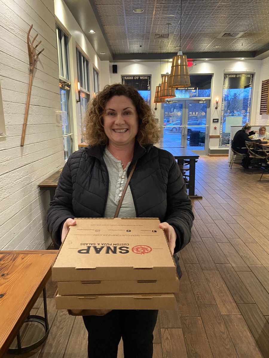 CBAWestChester's tweet photo. Look who is at snap pizza! #snapcustompizza #onlyatcba #2ndgrade #superprek https://t.co/l5yyyePqbY