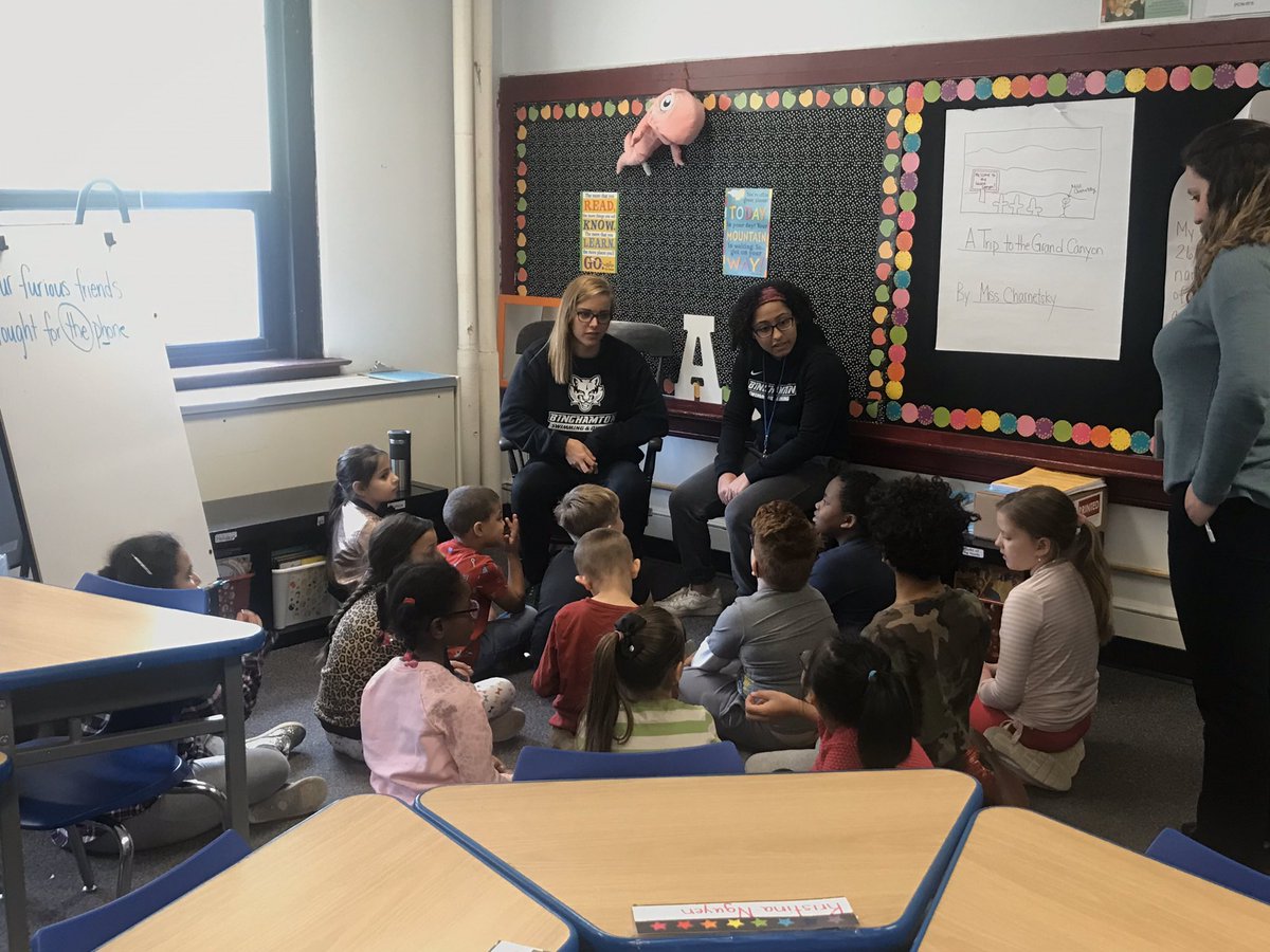MsAnsbro's tweet photo. BU Swimming and Diving Team reading to our Wilson 2nd Graders!  #BPatriotProud https://t.co/27lEjqFjVL