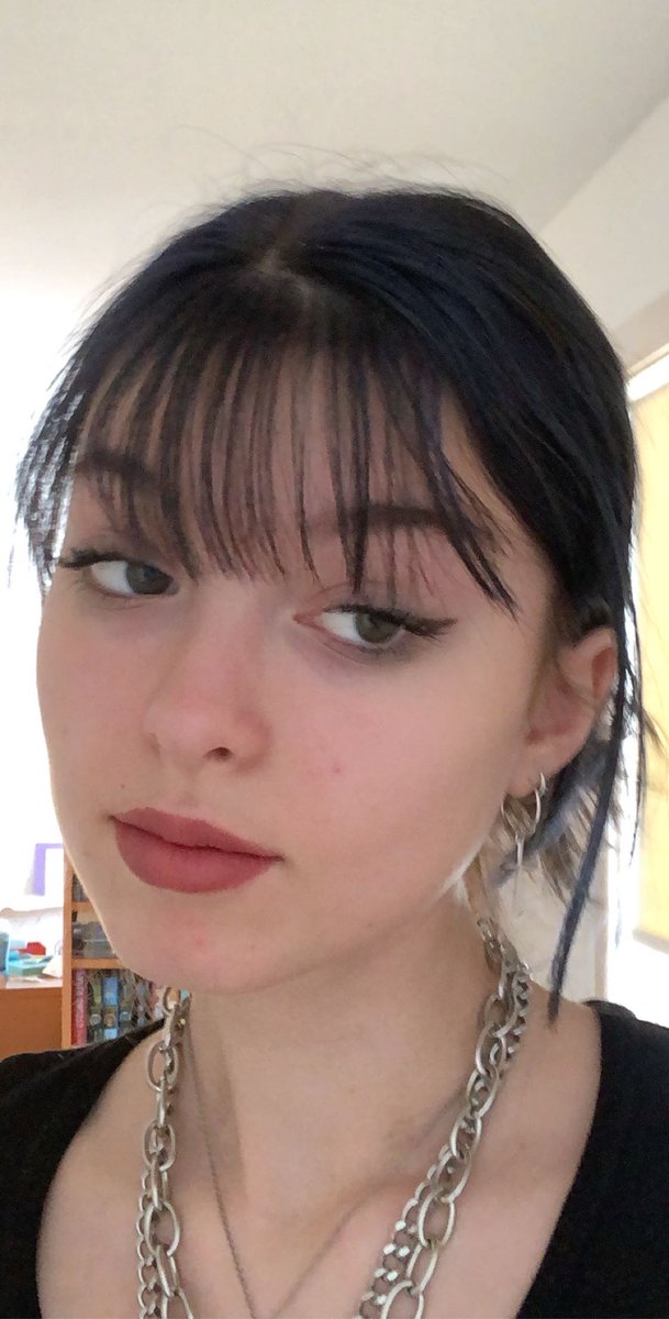 I’m such a sweet little innocent girl. But don’t worry, I’m the biggest brat! 

Everyone I come into contact with becomes paralysed by how hot I am and starts doing what I say.

You’re next, loser! 

start $ending losers!

{ findom finsub paypig walletdrain humanatm }