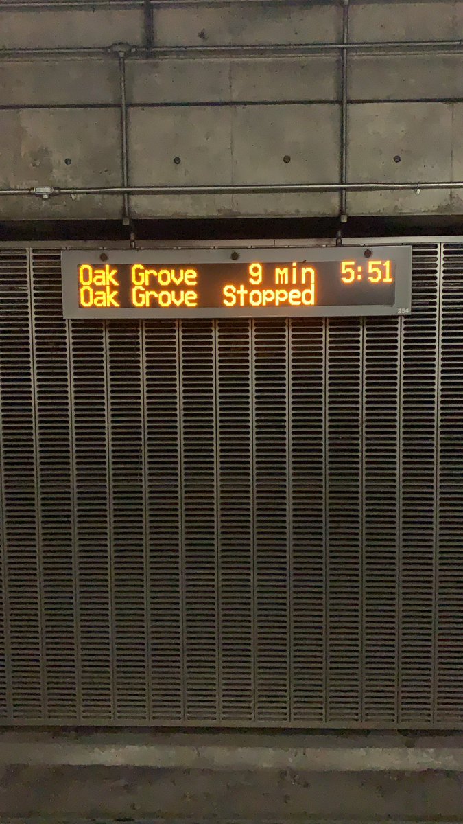 FreeWaterfallin's tweet photo. @MBTA what the fuck!? https://t.co/bfduVix7Bo