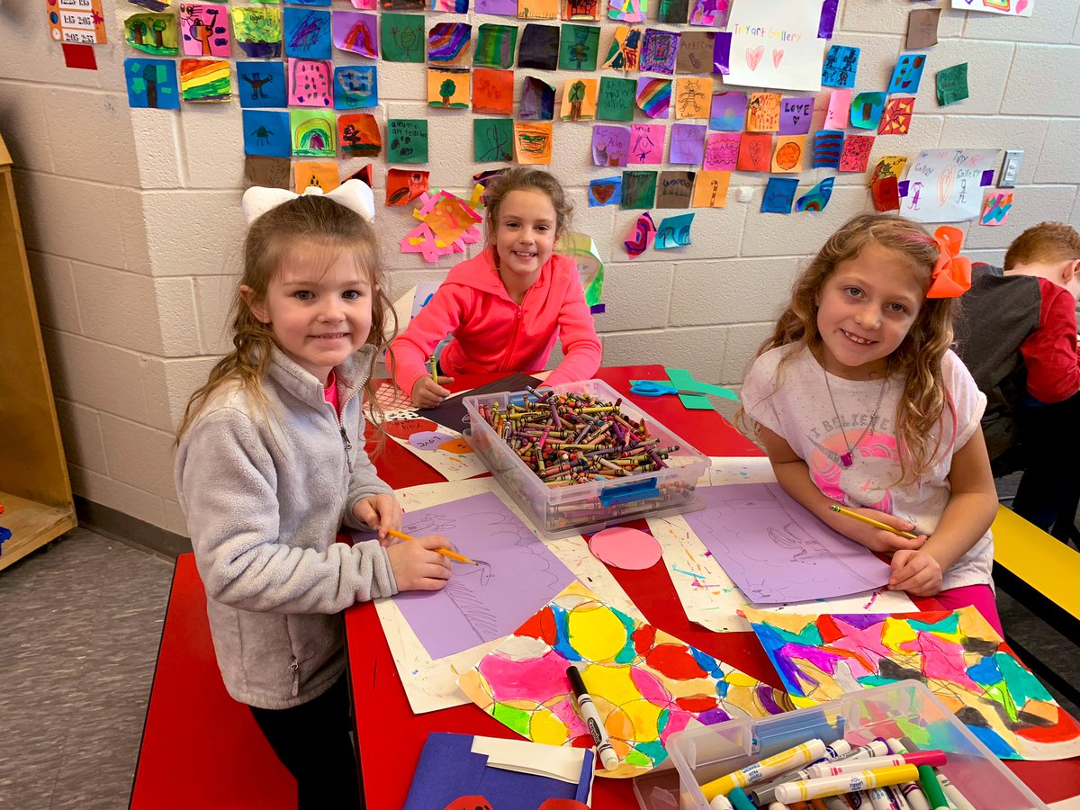 SlateHillStars's tweet image. Wearing neon today shining bright for all to see @RichfieldElem #disabilityawarenessweek