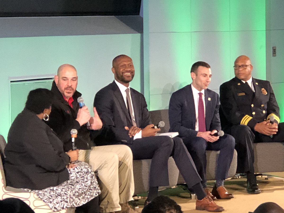 DMOIDC's tweet photo. At @MayorBowser‘s 2020 Accountability Report launch, #TeamDMOI’s Lucinda Babers led a #BackToBasicsDC panel including @DCDPW‘s Chris Geldart, who is so devoted to improving constituent services his truck is parked outside w/ holiday trees he collected himself!  #DC2020ACR https://t.co/WM5CCj2Xen