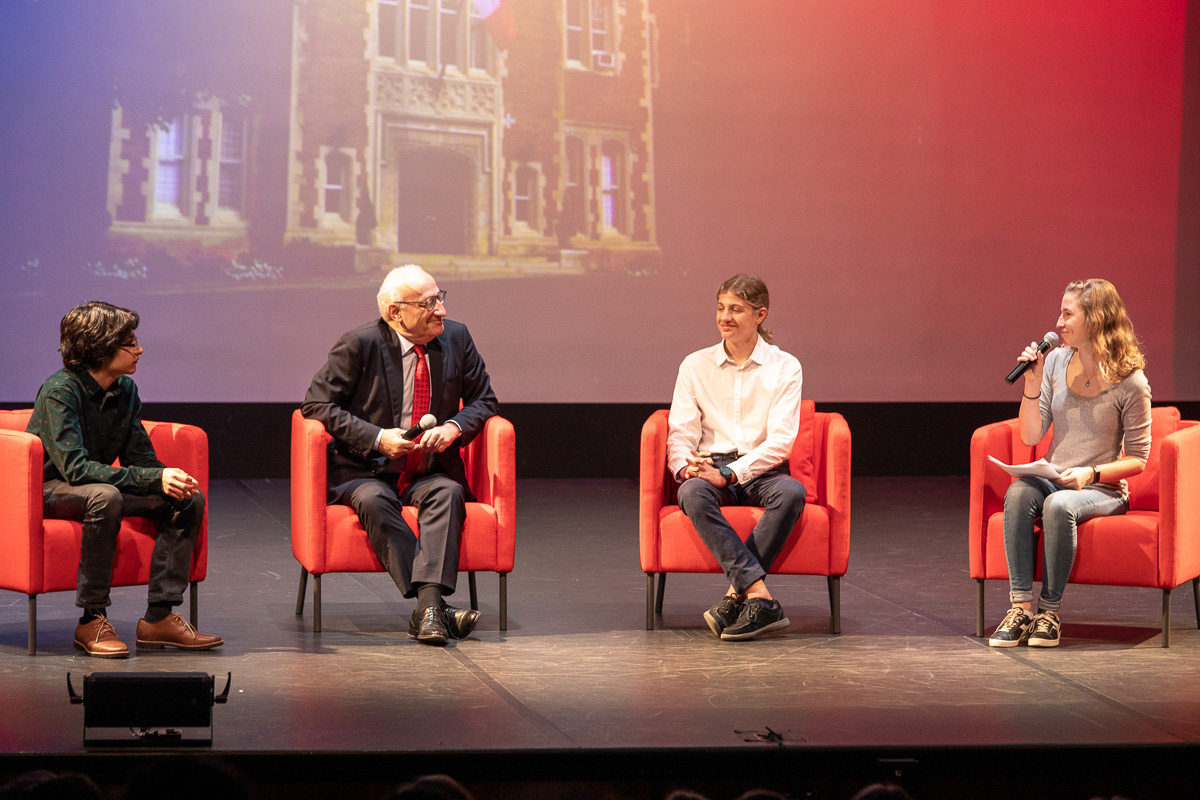 lelyceeSF's tweet image. Q&amp;amp;A with @lelyceeSF Ambassadeurs en Herbe #AEH2020 students and M. Philippe Etienne, Ambassadeur de 🇫🇷France aux 🇺🇸Etats-Unis @Ph_Etienne @aefeinfo