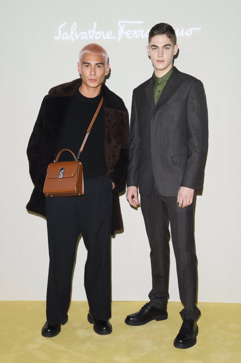 HFTGallery's tweet photo. 11 HQs: Desfile da Ferragamo na “Milan’s Men Fashion Week de Outono/Inverno 2020/2021” em Milão, Itália. 

https://t.co/euz55t4Zvf https://t.co/1R1UKYYVZe