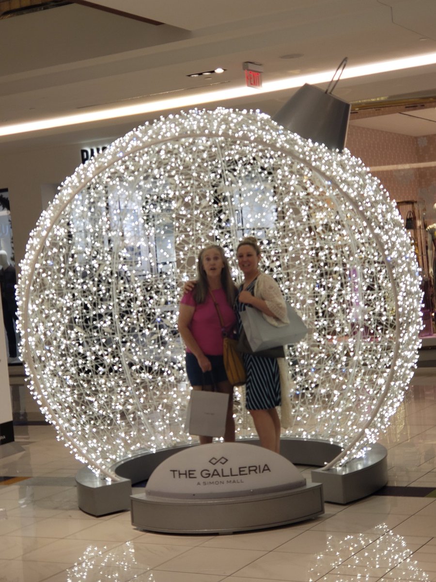 I just signed up on the "Mock Interviews" page for 1612 Armstrong 6th period 1:05-1:55 signupgenius.com/go/5080f4fa4ad…  via @signupgenius